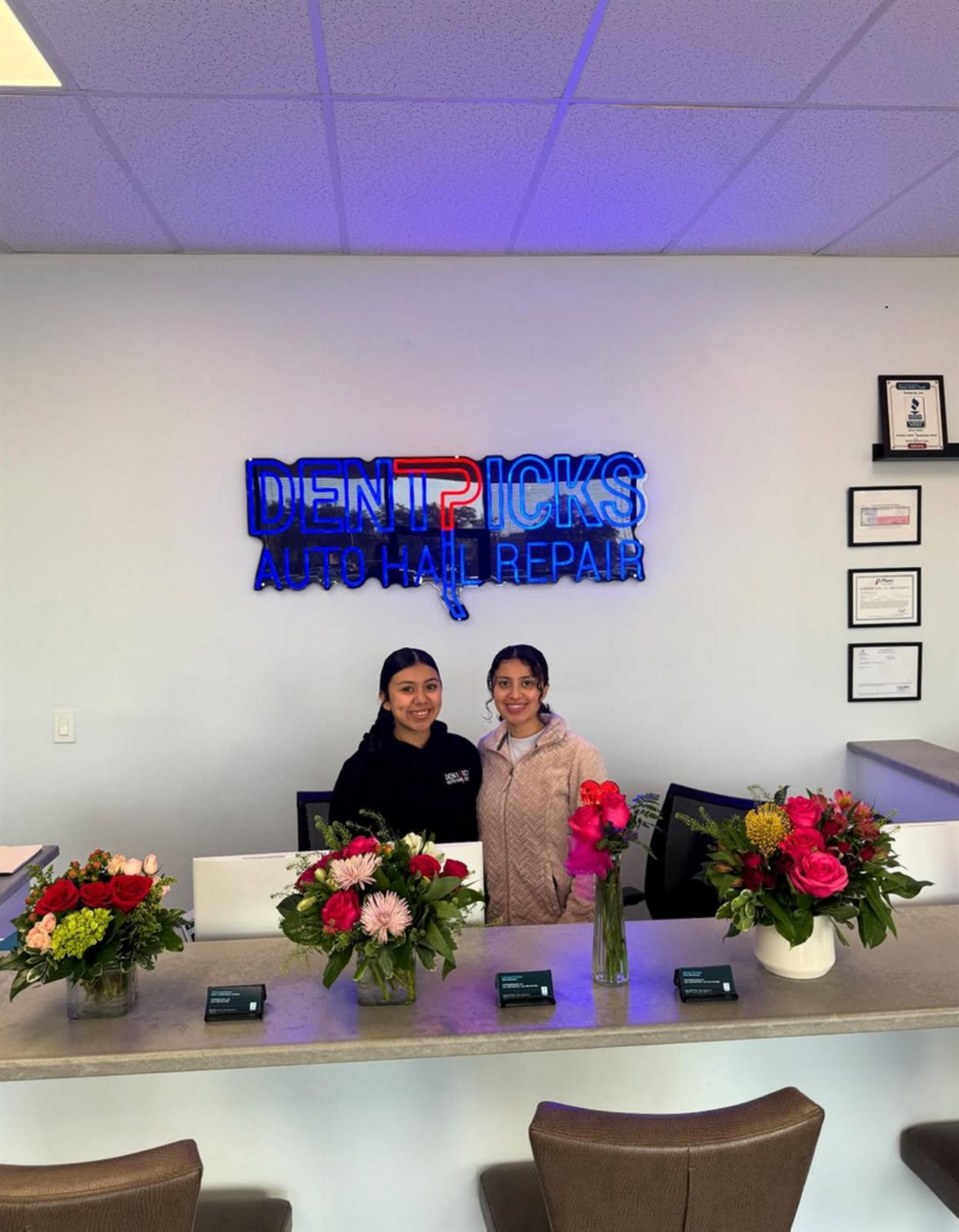 The DentPicks front desk at the Plano facility